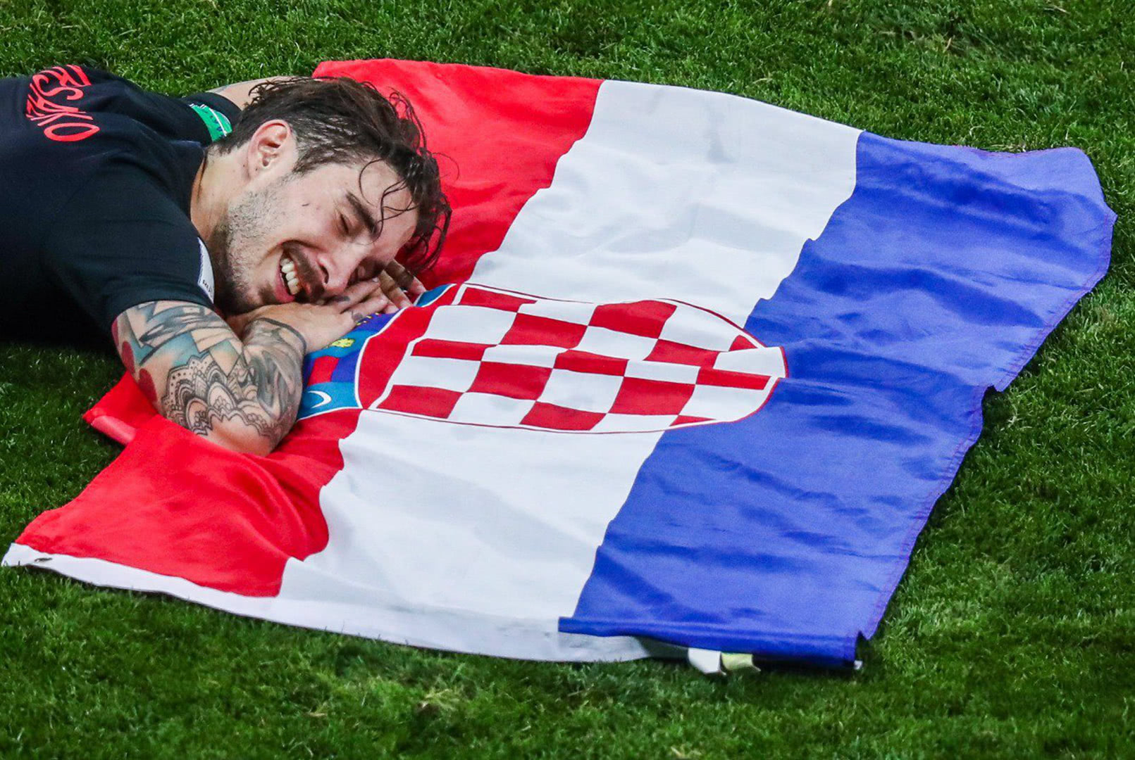 开云体育-韩国羽毛球队鏖战英格兰羽毛球队，陶菲克关键制胜