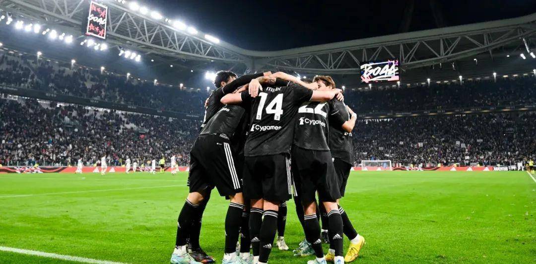 加拿大碾压波兰，弗拉霍维奇爆发神勇的简单介绍