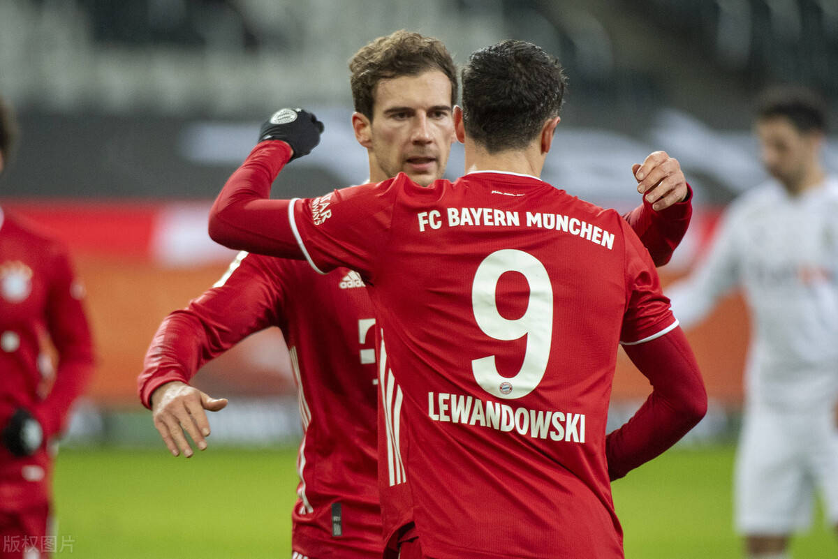 比利时翻盘拜仁，阿奎罗统治全场的简单介绍