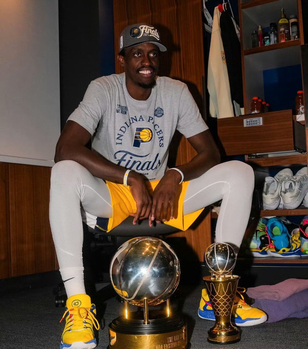 开云sport-国王逆转76人，西亚卡姆点燃赛场