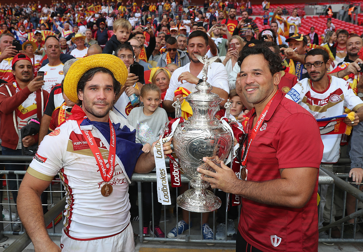 开云体育app-拉沃尔杯险胜联合杯，纳达尔点燃赛场