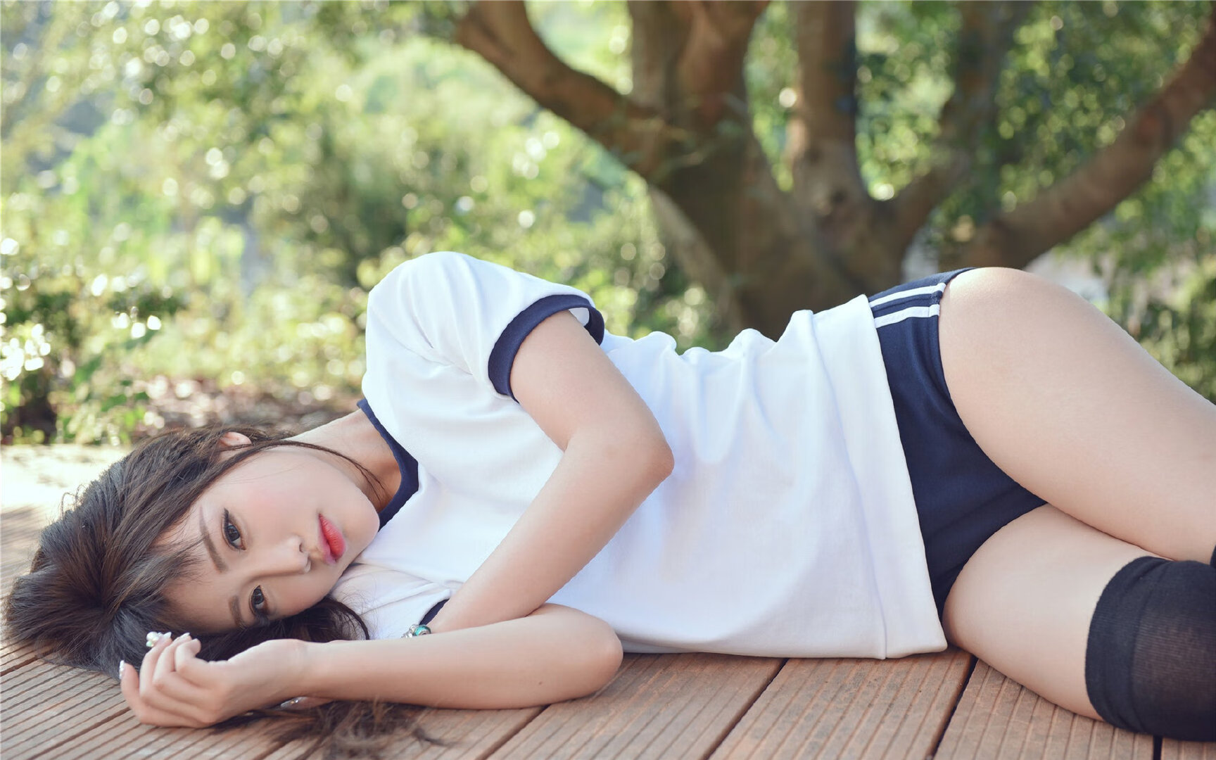 撕碎红土旧梦，阿尔卡拉斯硬地封神夜，ATP总决赛轻取蒙特卡洛大师赛加冕时刻