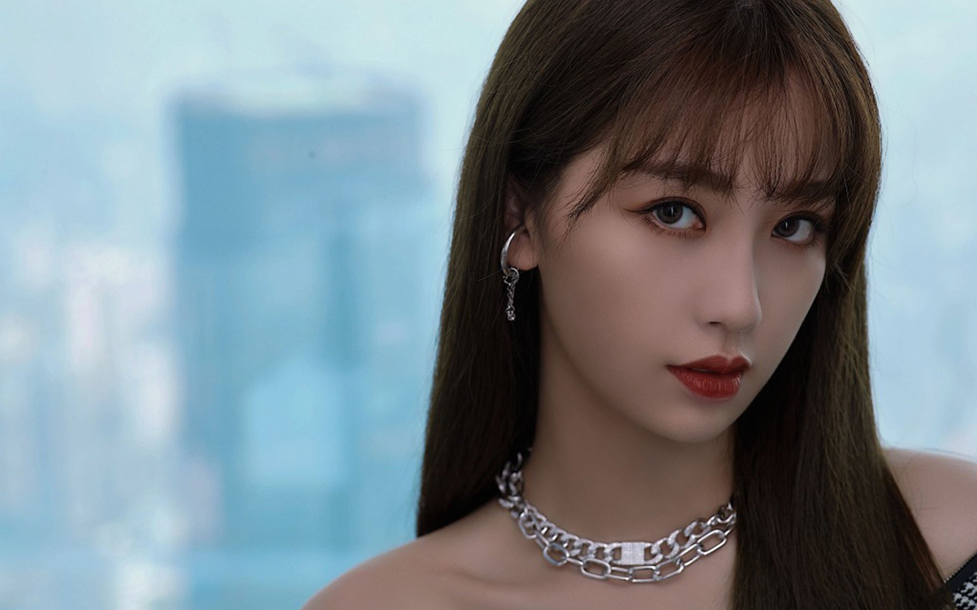 开云体育登录-当聚光灯灼烧大地，他化身行走的火焰—塔图姆于年度焦点之夜炼就传奇