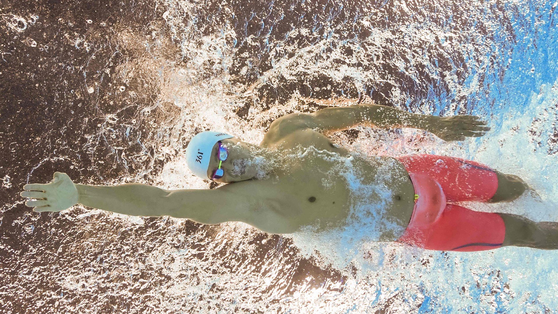 无人再笑那纸合约，当纽约的溢价先生扼住命运的咽喉