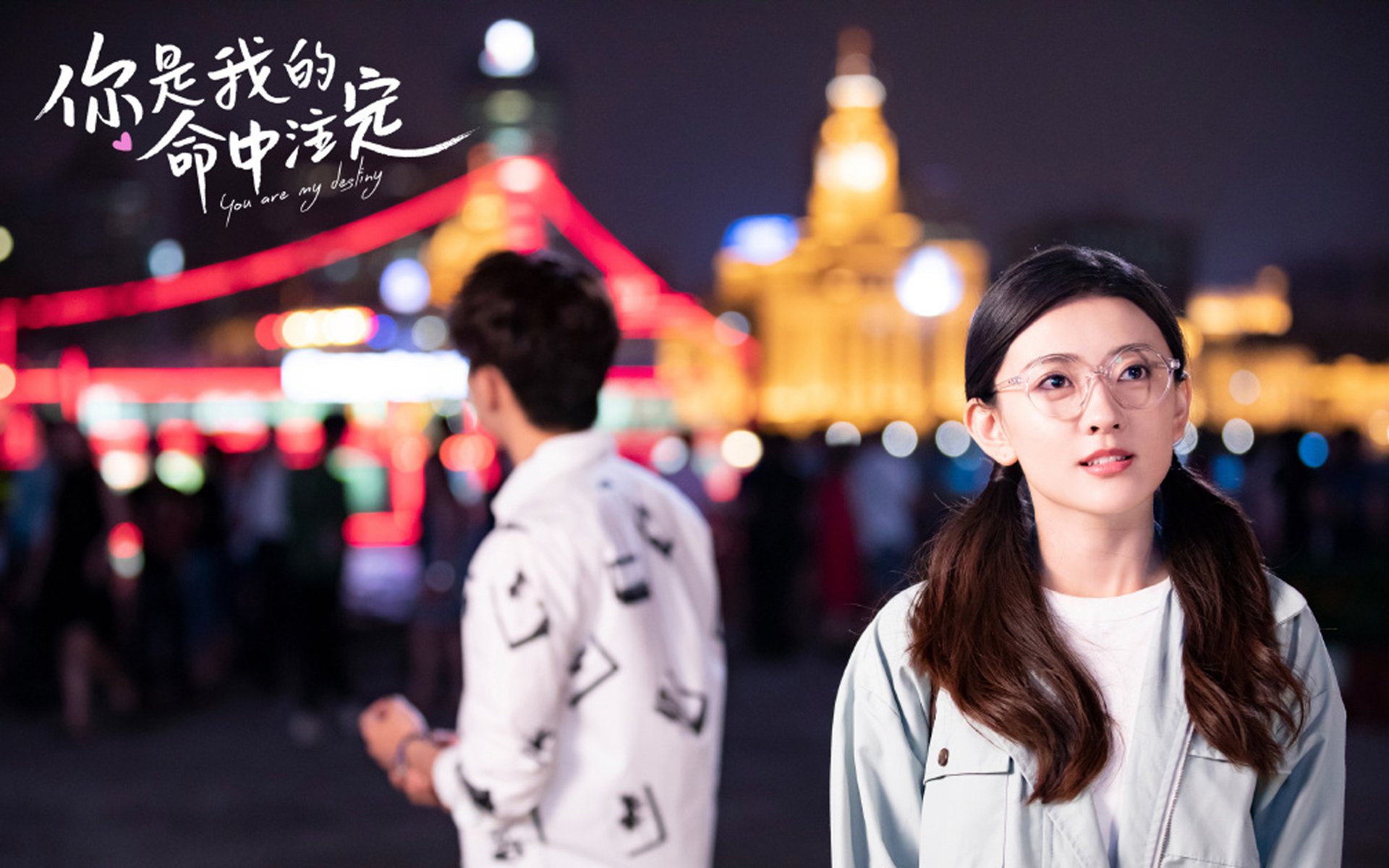 开云体育平台APP-这是一篇为您定制的、具有唯一性视角的文章。我特意避开了常规的足球战术分析或比赛流水账，转而从哲学悬念和命运反转的角度切入，赋予这场虚构的决赛以独特的文学性